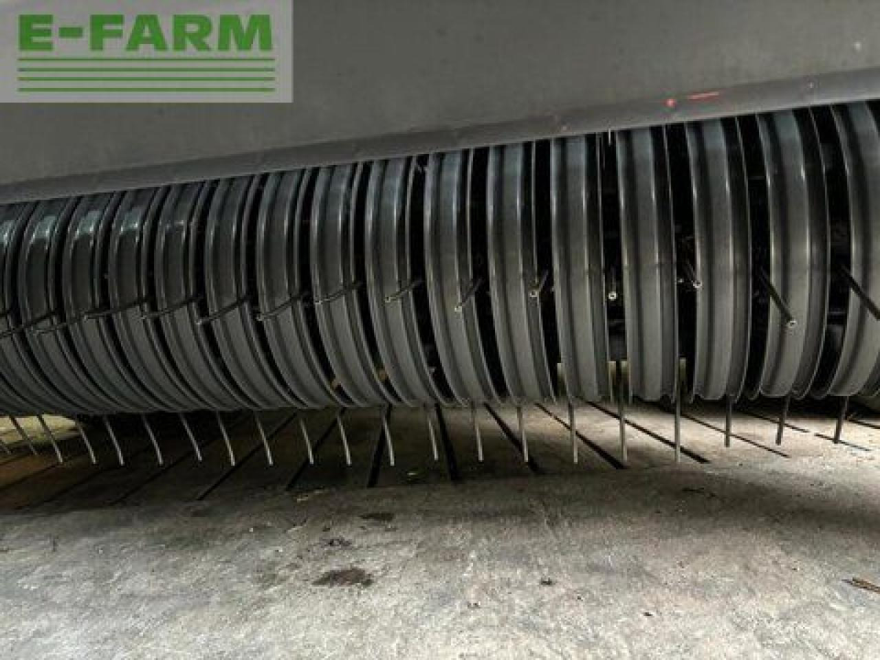CLAAS variant 580 rc pro, nur 146 ballen ! - Enfardadeira de fardos quadrados: foto 4 CLAAS variant 580 rc pro, nur 146 ballen ! - Enfardadeira de fardos quadrados: foto 4
