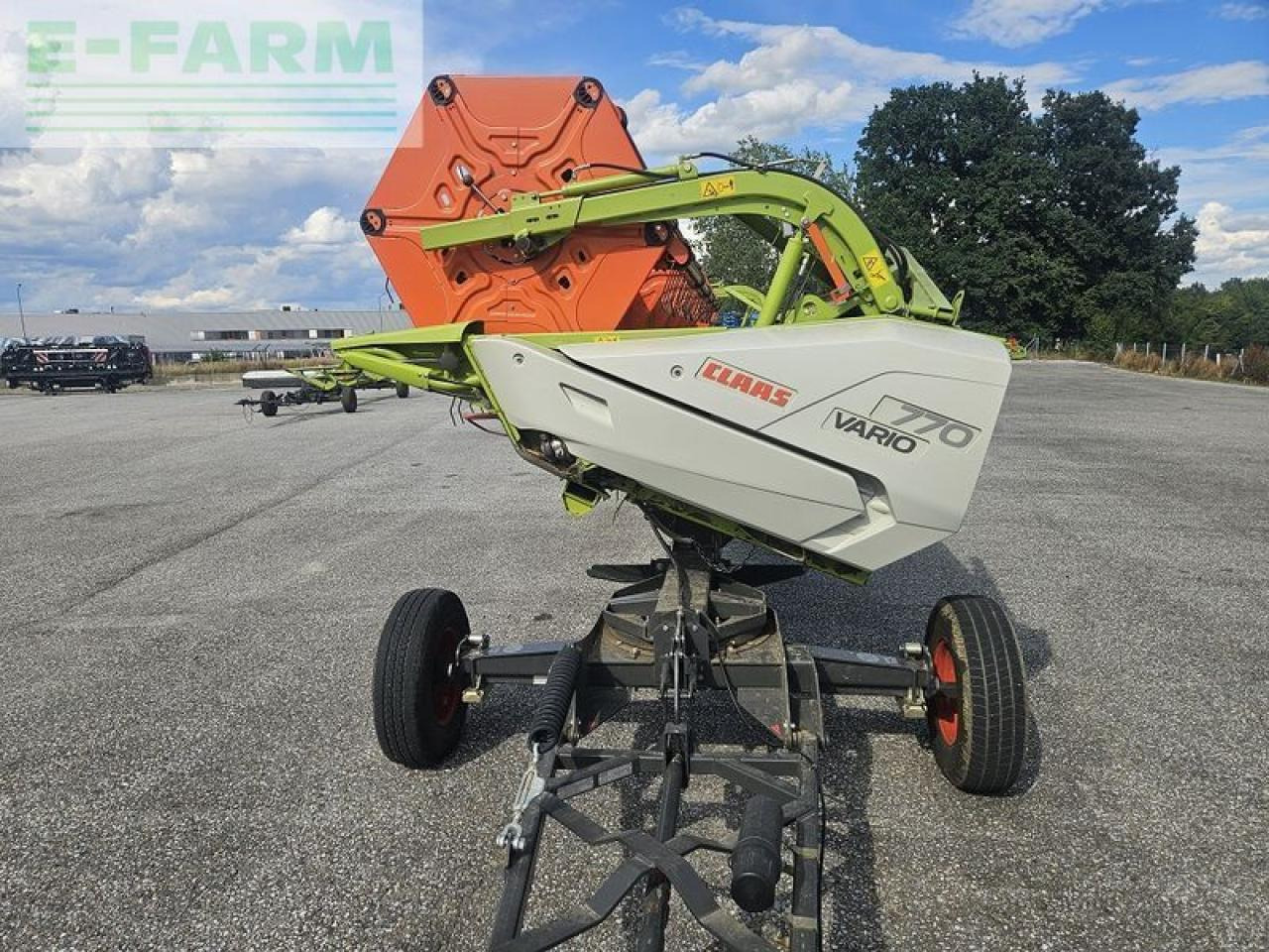 CLAAS vario 770 + rapstrenner + transportwagen - Plataforma para colheitadeira: foto 2 CLAAS vario 770 + rapstrenner + transportwagen - Plataforma para colheitadeira: foto 2