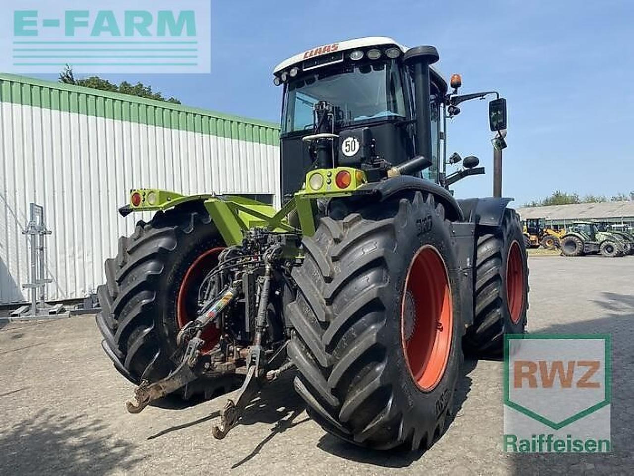 CLAAS xerion 3300 trac vc TRAC VC - Trator: foto 2 CLAAS xerion 3300 trac vc TRAC VC - Trator: foto 2
