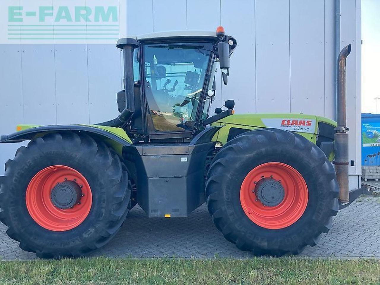 CLAAS xerion 3800 trac vc TRAC VC - Trator: foto 1 CLAAS xerion 3800 trac vc TRAC VC - Trator: foto 1