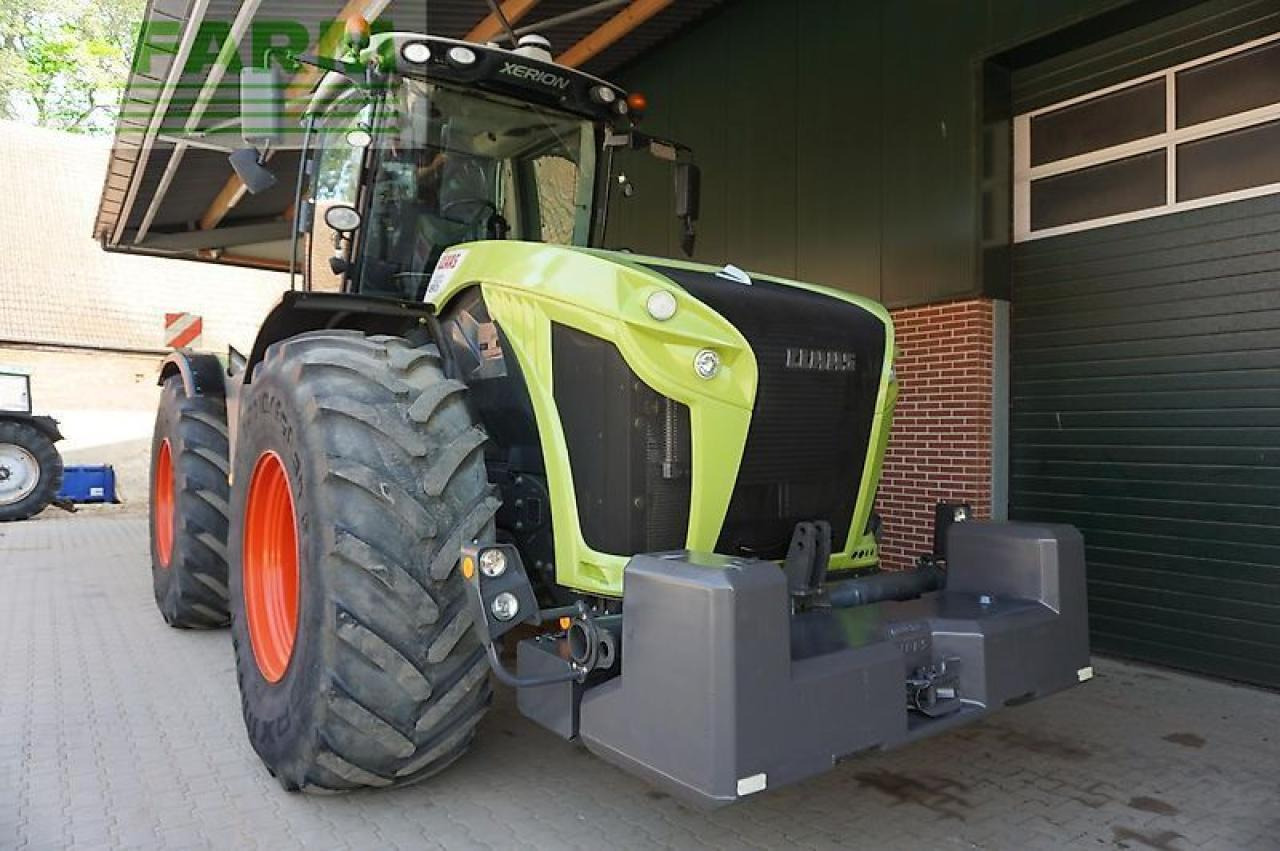 CLAAS xerion 4000 trac TRAC - Trator: foto 2 CLAAS xerion 4000 trac TRAC - Trator: foto 2
