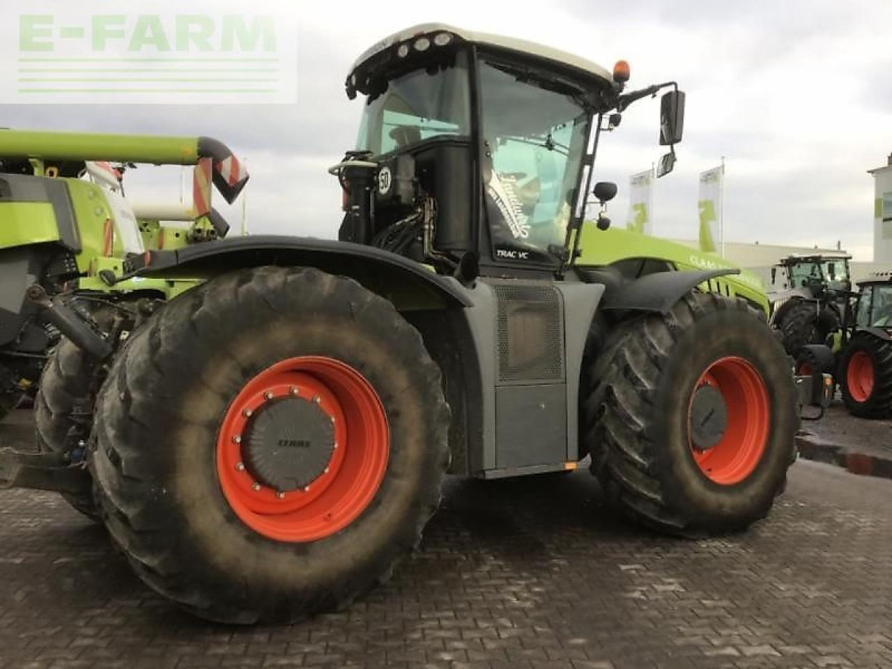 CLAAS xerion 4000 trac vc TRAC VC - Trator: foto 3 CLAAS xerion 4000 trac vc TRAC VC - Trator: foto 3