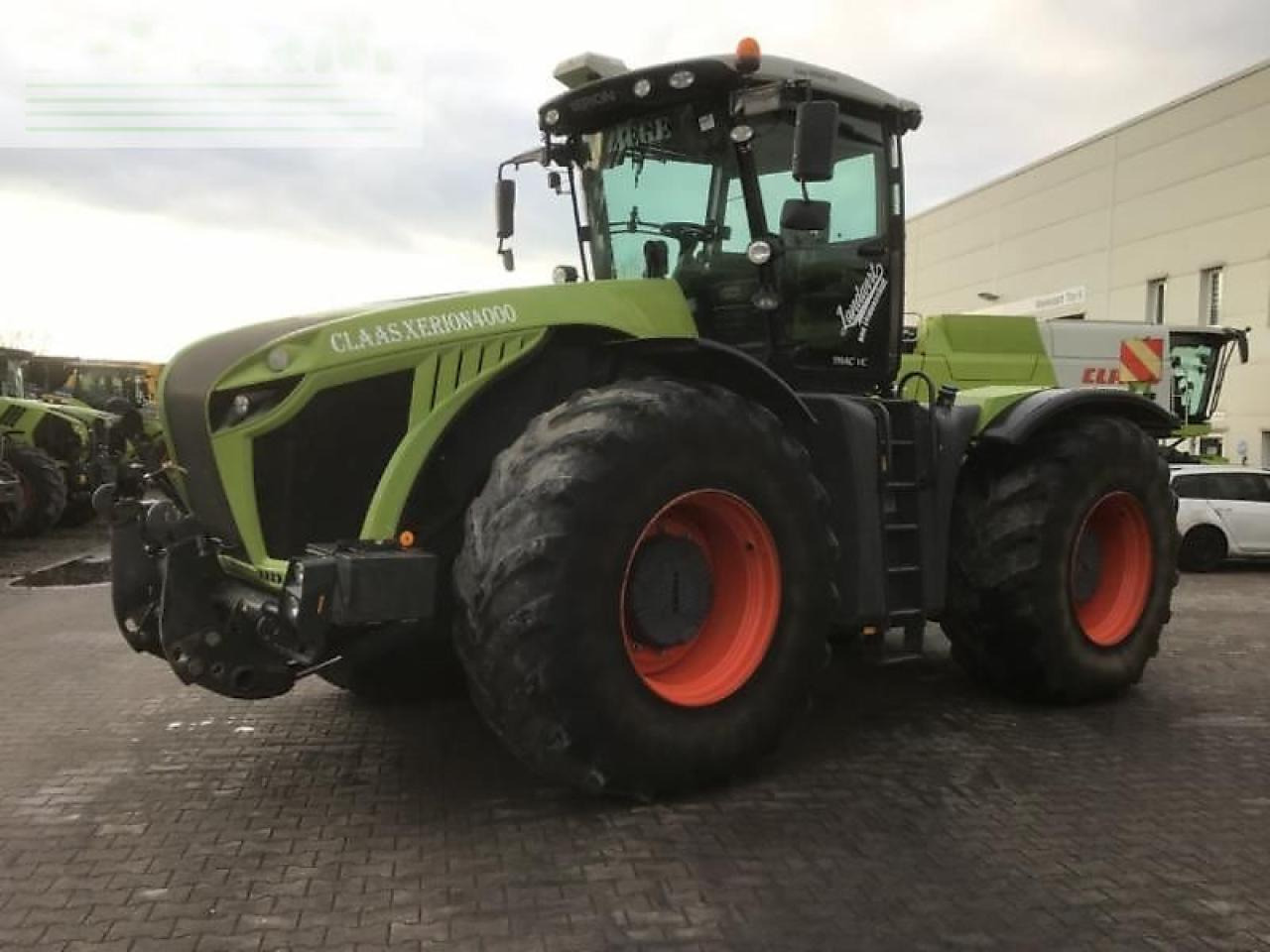 CLAAS xerion 4000 trac vc TRAC VC - Trator: foto 1 CLAAS xerion 4000 trac vc TRAC VC - Trator: foto 1