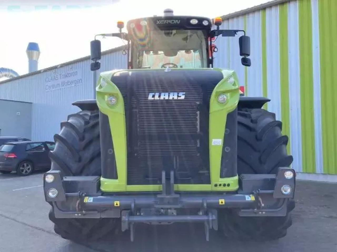 CLAAS xerion 5000 trac vc TRAC VC - Trator: foto 2 CLAAS xerion 5000 trac vc TRAC VC - Trator: foto 2