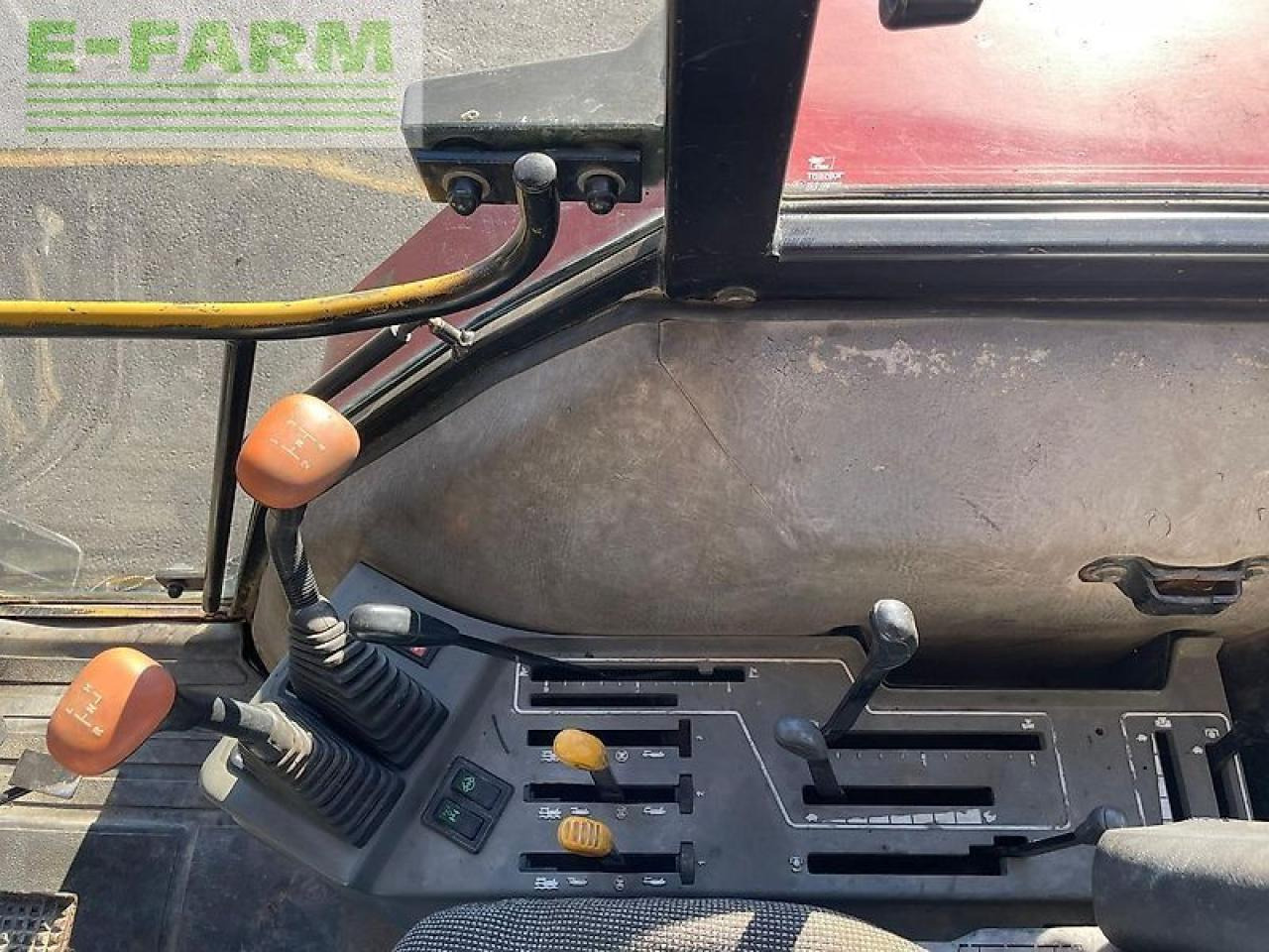 Trator Case-IH 4220: foto 8