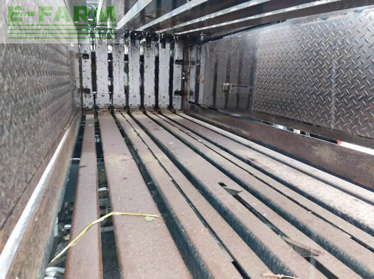 Case-IH lb434r xl - Enfardadeira de fardos quadrados: foto 3 Case-IH lb434r xl - Enfardadeira de fardos quadrados: foto 3