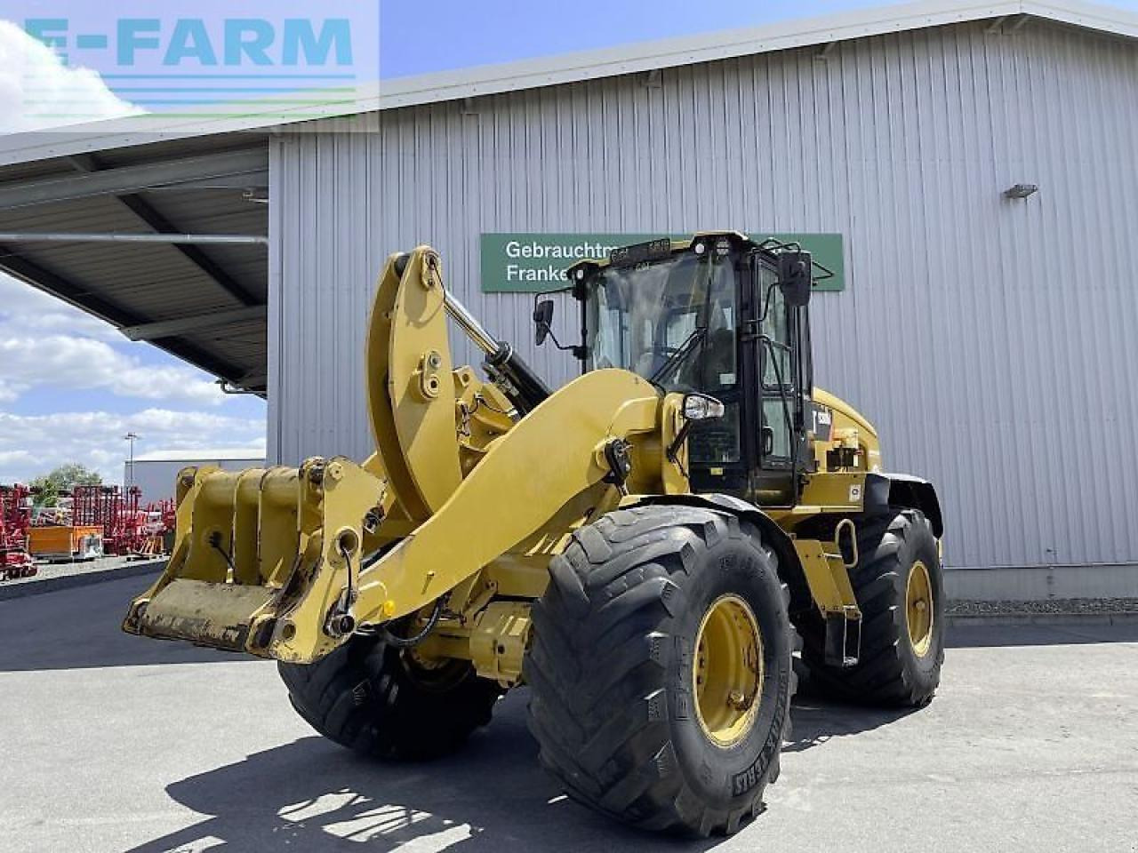 Caterpillar cat 938m - Mini escavadeira: foto 1 Caterpillar cat 938m - Mini escavadeira: foto 1