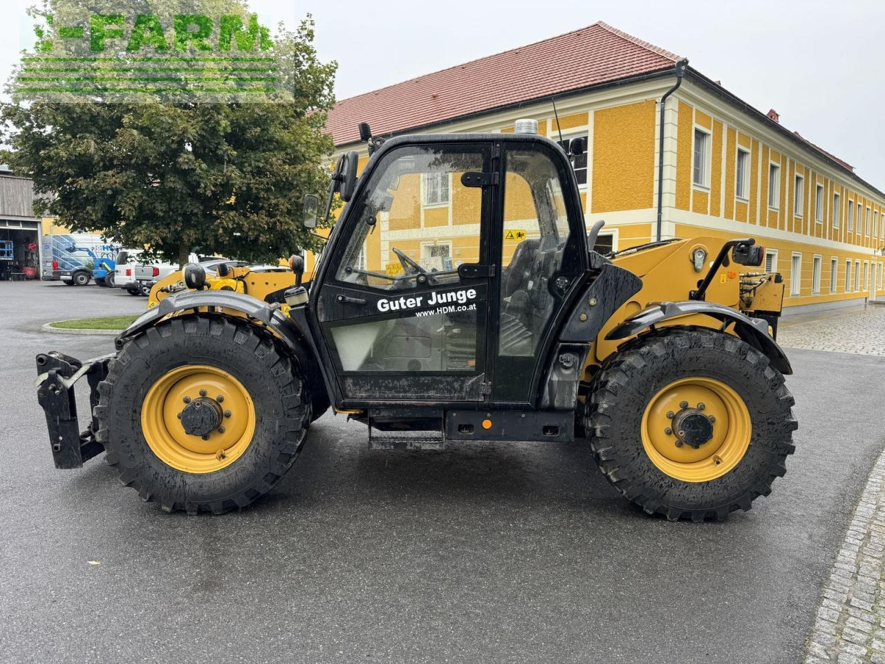 Caterpillar cat th407 - Empilhador telescópico: foto 1 Caterpillar cat th407 - Empilhador telescópico: foto 1
