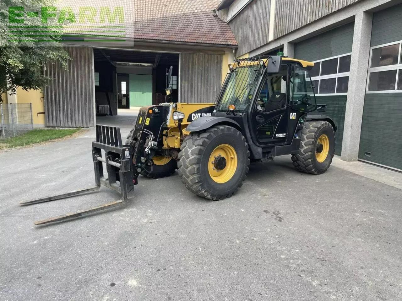 Caterpillar th408d - Empilhador telescópico: foto 2 Caterpillar th408d - Empilhador telescópico: foto 2