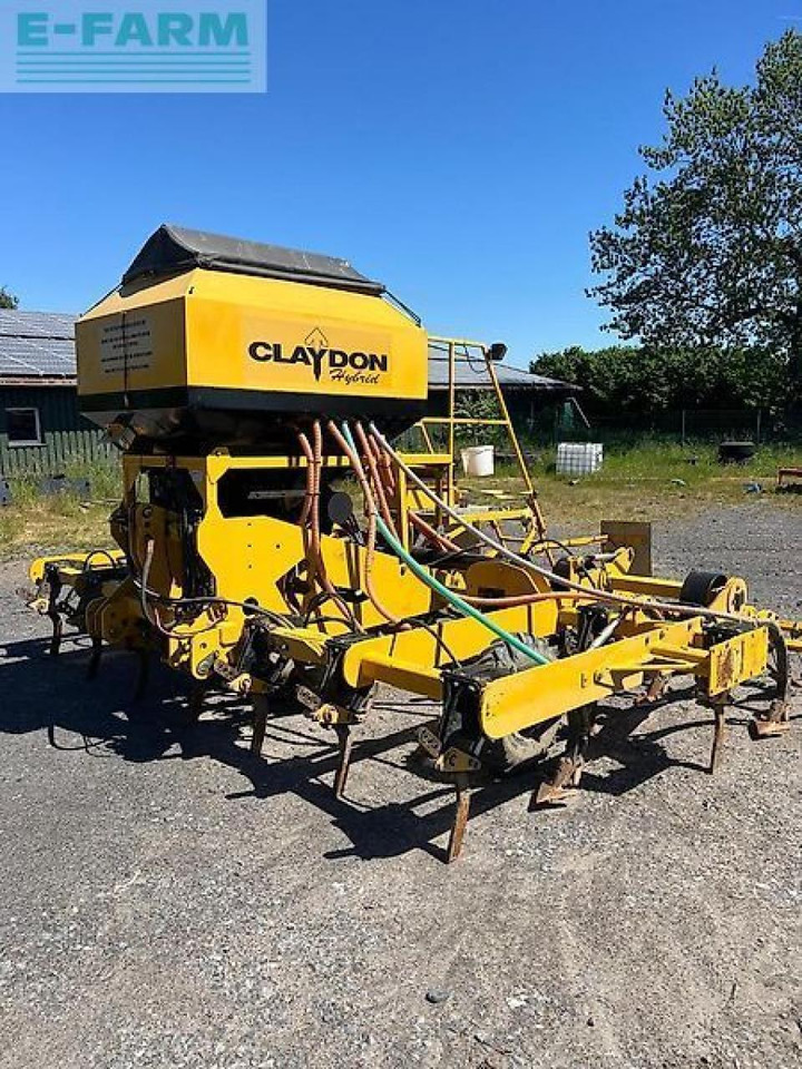 Claydon 4,8m hybrid 5meter maschine - Semeadeira: foto 1 Claydon 4,8m hybrid 5meter maschine - Semeadeira: foto 1
