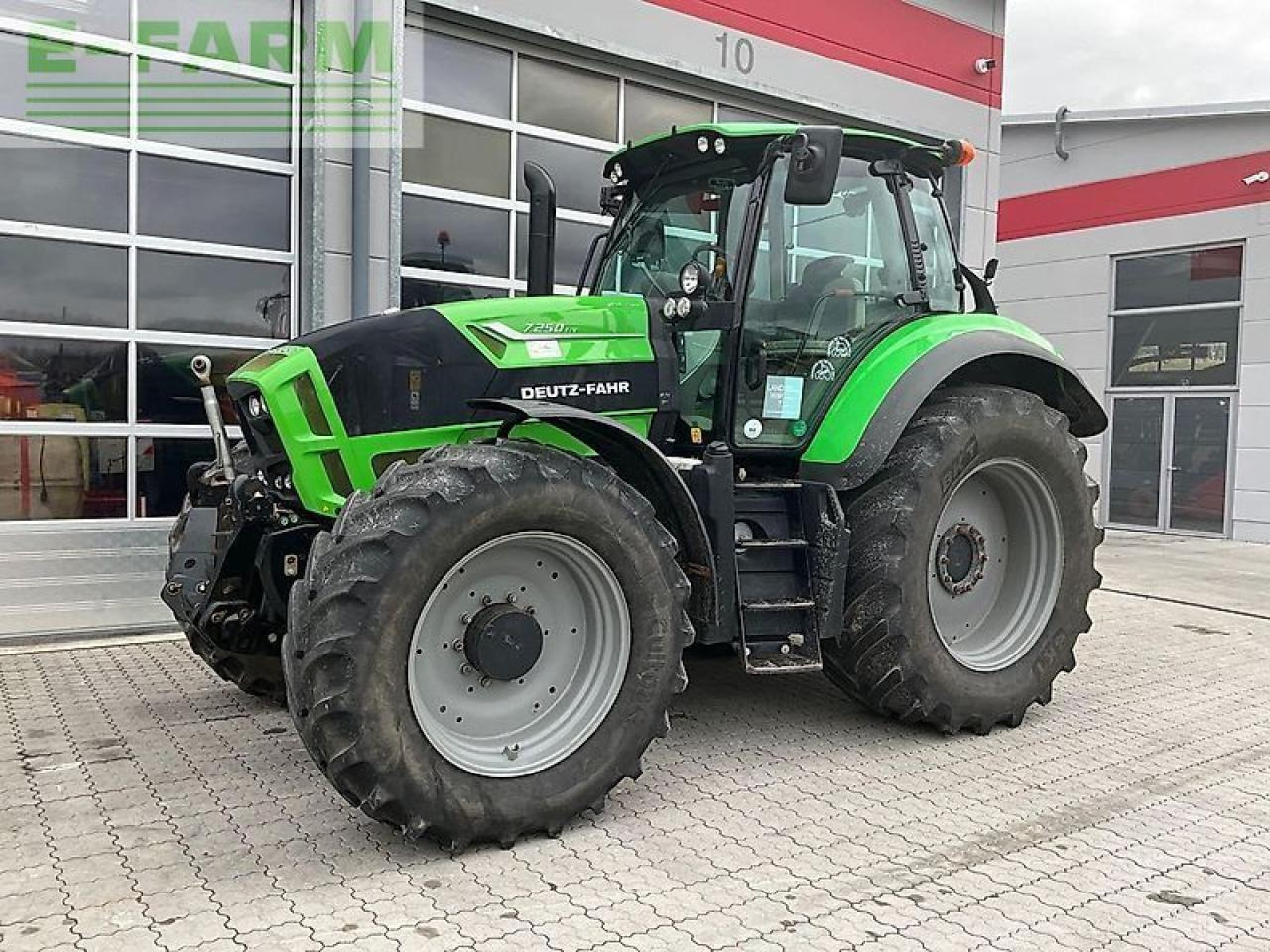 Deutz-Fahr 7250 ttv - Trator: foto 1 Deutz-Fahr 7250 ttv - Trator: foto 1