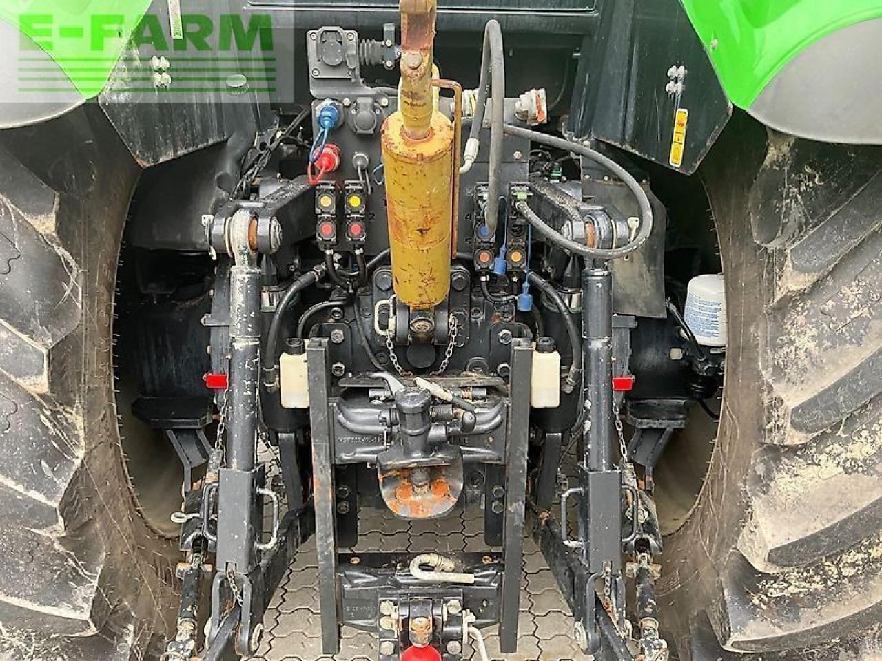 Trator Deutz-Fahr 7250 ttv: foto 7