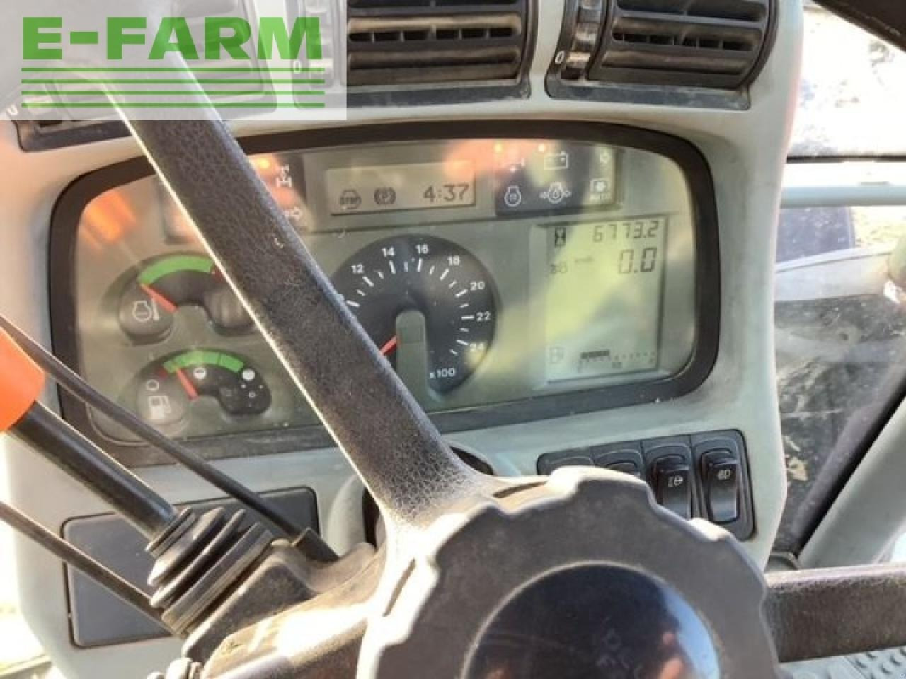 Trator Deutz-Fahr ttv7210: foto 10