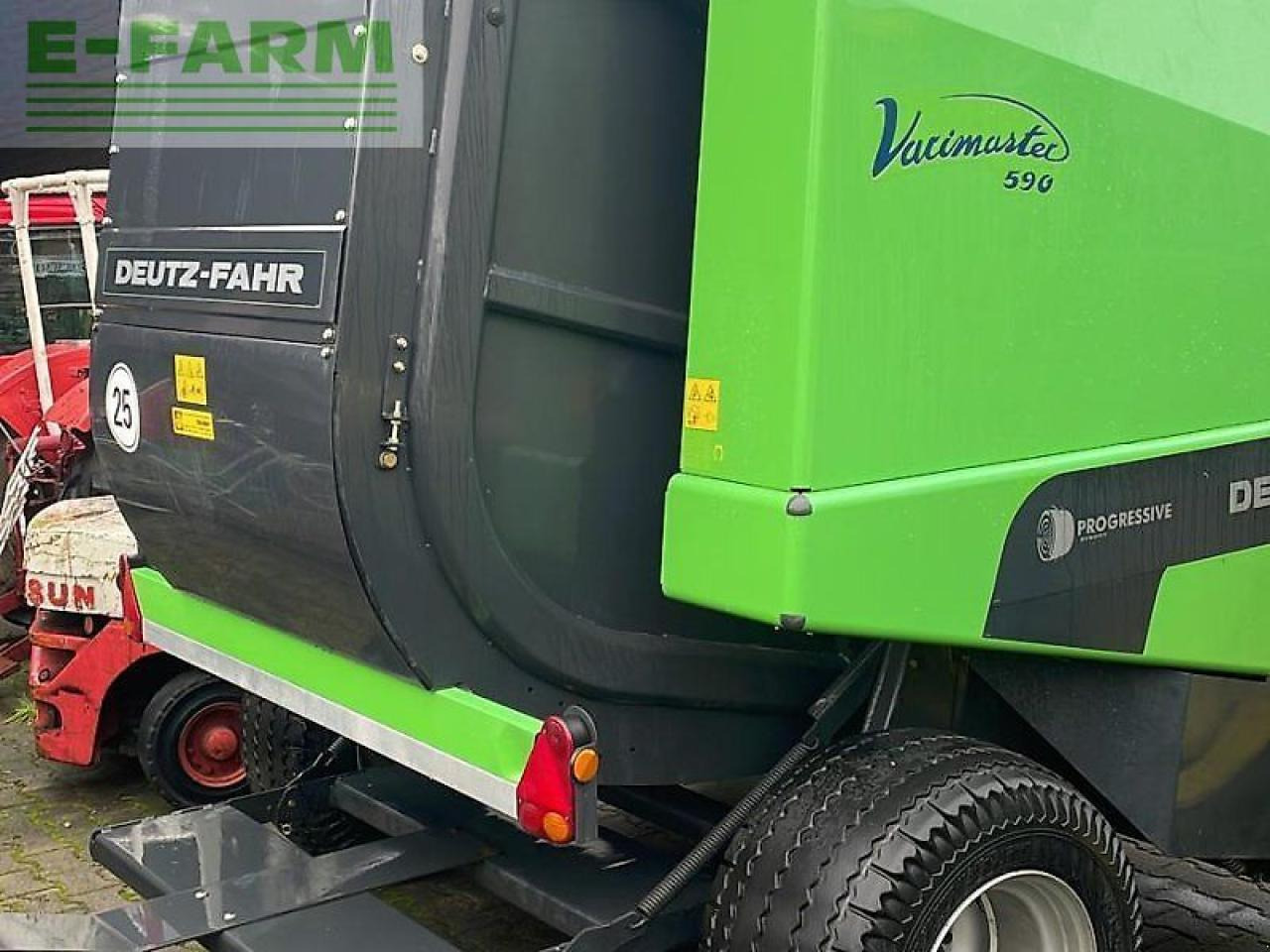 Deutz-Fahr vari master 590 - Enfardadeira de fardos quadrados: foto 3 Deutz-Fahr vari master 590 - Enfardadeira de fardos quadrados: foto 3