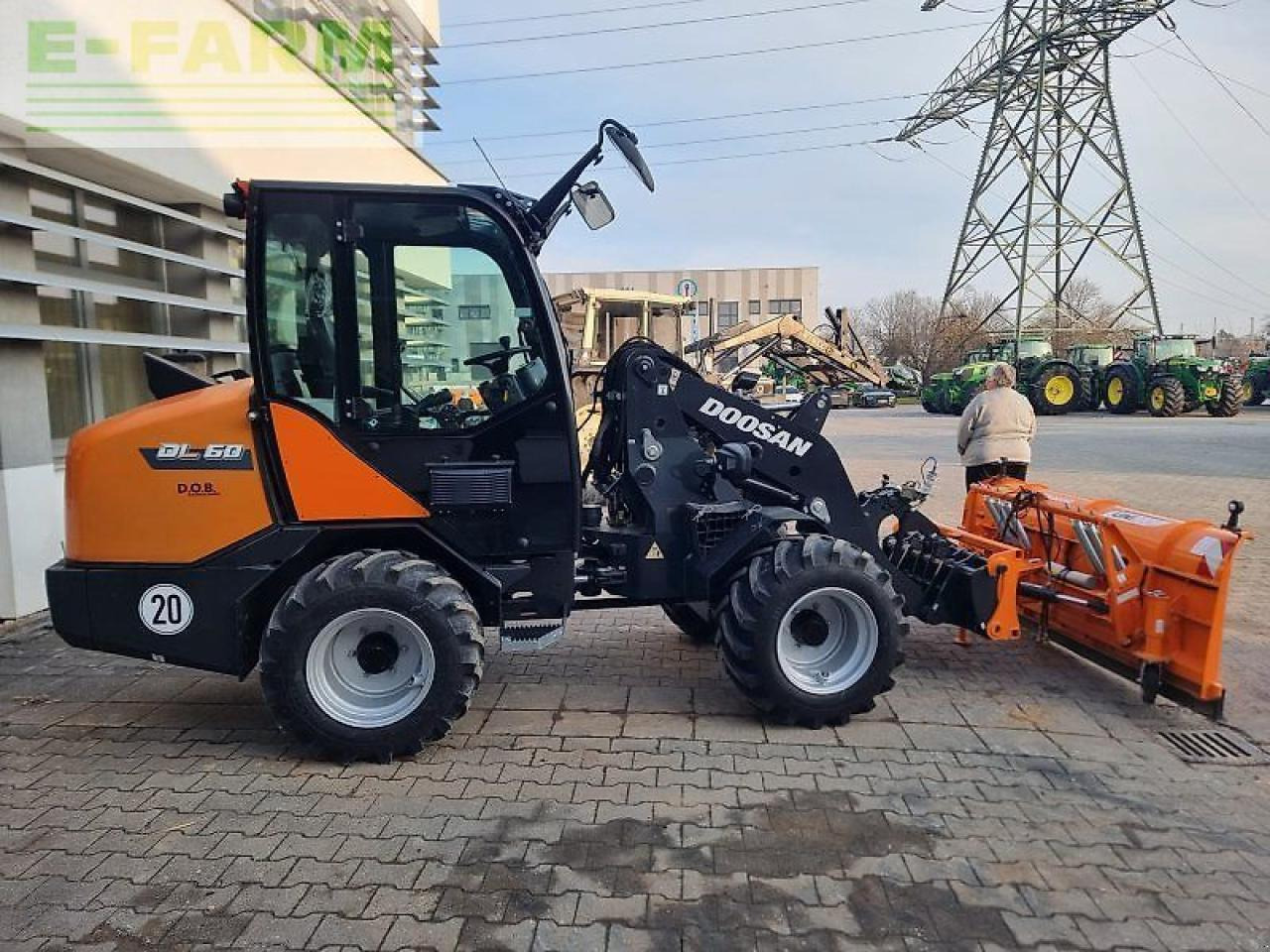 Doosan dl60-7 - Mini escavadeira: foto 4 Doosan dl60-7 - Mini escavadeira: foto 4