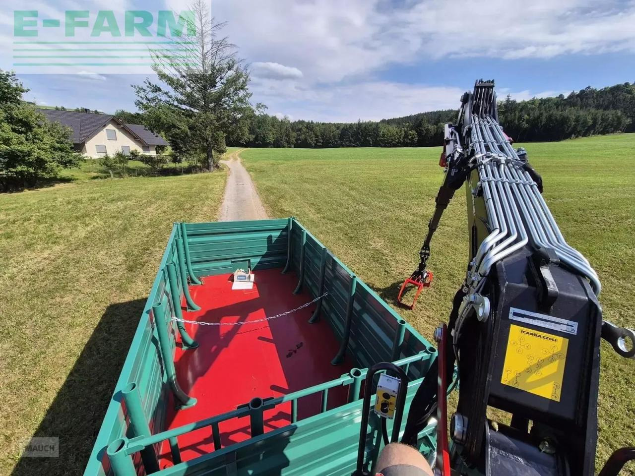 Farmtech tdk 1500f + kran - Reboque basculante agrícola: foto 3 Farmtech tdk 1500f + kran - Reboque basculante agrícola: foto 3