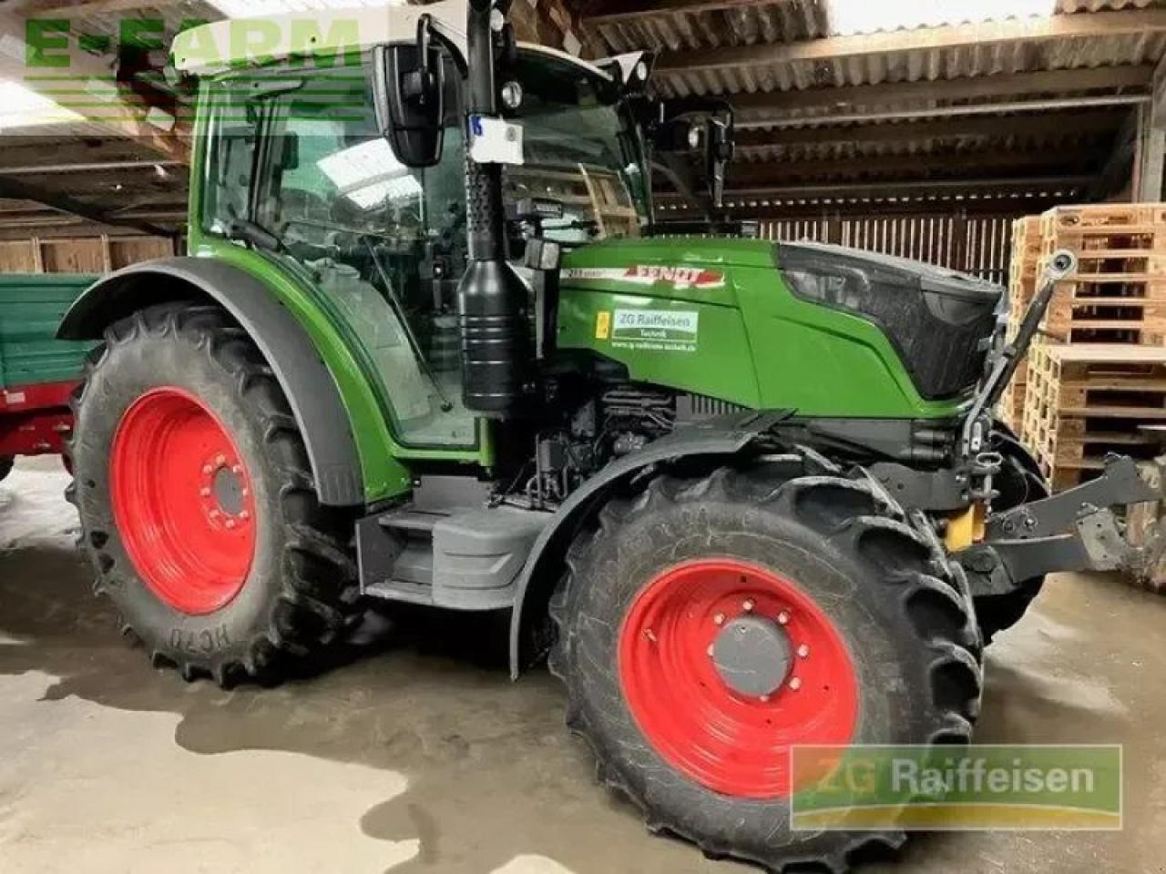 Fendt 211 vario power setting 2 - Trator: foto 1 Fendt 211 vario power setting 2 - Trator: foto 1