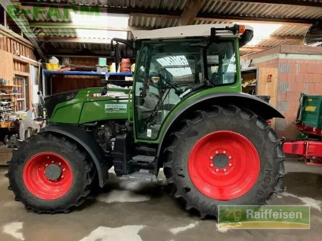 Fendt 211 vario power setting 2 - Trator: foto 2 Fendt 211 vario power setting 2 - Trator: foto 2