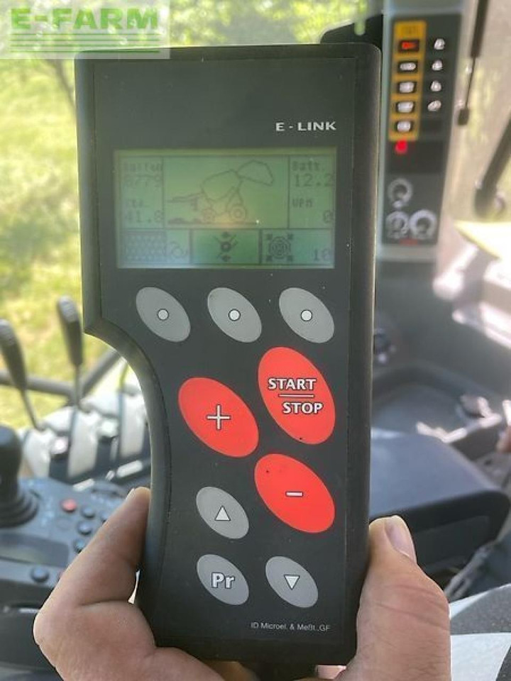 Fendt 2125f - Enfardadeira de fardos quadrados: foto 1 Fendt 2125f - Enfardadeira de fardos quadrados: foto 1