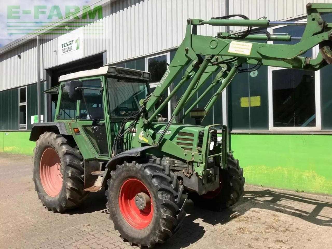 Fendt 309 lsa - Trator: foto 1 Fendt 309 lsa - Trator: foto 1