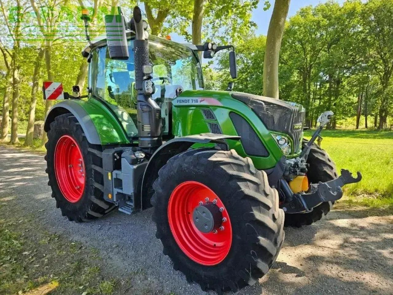 Fendt 718 s4 profi plus 3400h ( 720 722 724 ) - Trator: foto 3 Fendt 718 s4 profi plus 3400h ( 720 722 724 ) - Trator: foto 3