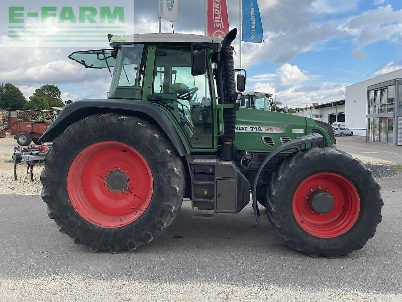 Fendt 718 vario preisreduziert - Trator: foto 4 Fendt 718 vario preisreduziert - Trator: foto 4