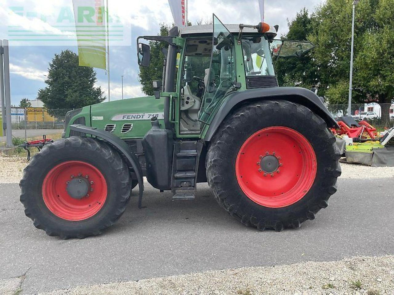 Fendt 718 vario preisreduziert - Trator: foto 3 Fendt 718 vario preisreduziert - Trator: foto 3