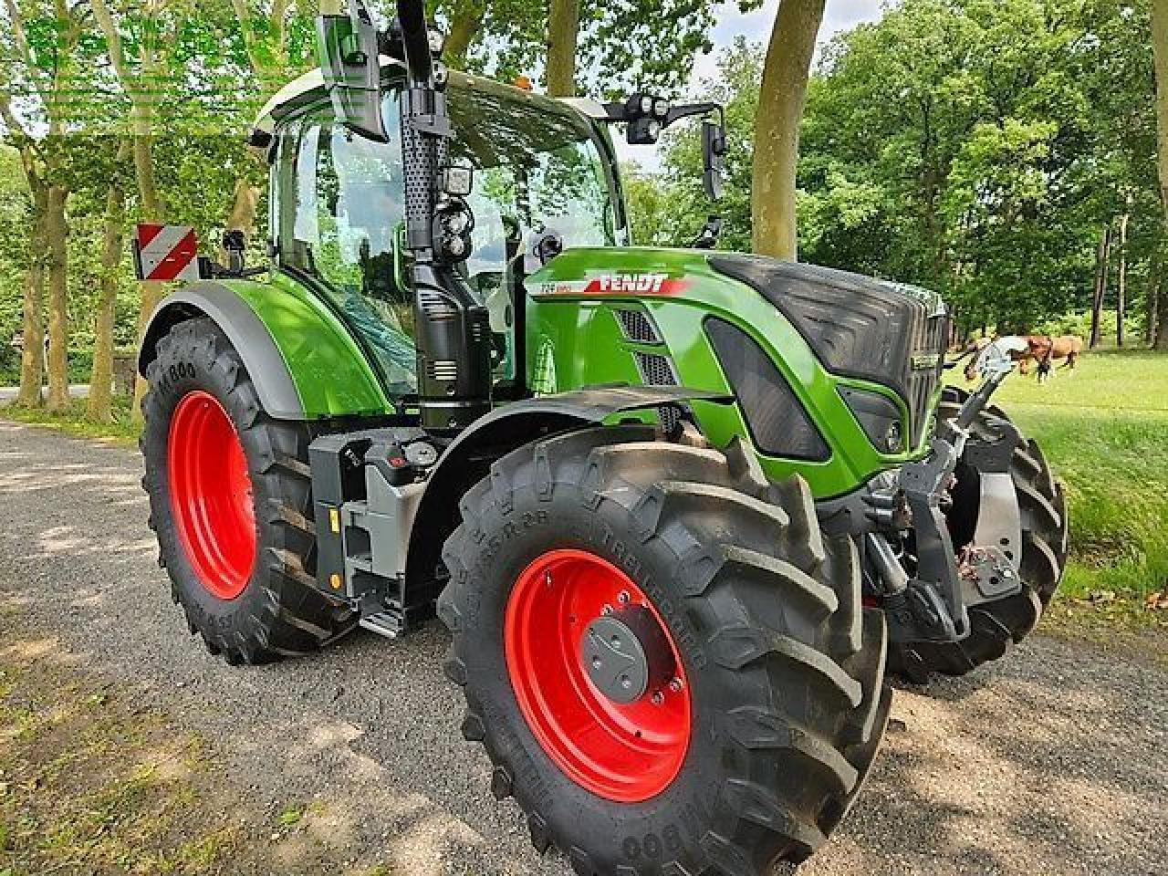 Fendt 724 gen6 nieuw power+, setting 2, 722 720 718 - Trator: foto 4 Fendt 724 gen6 nieuw power+, setting 2, 722 720 718 - Trator: foto 4