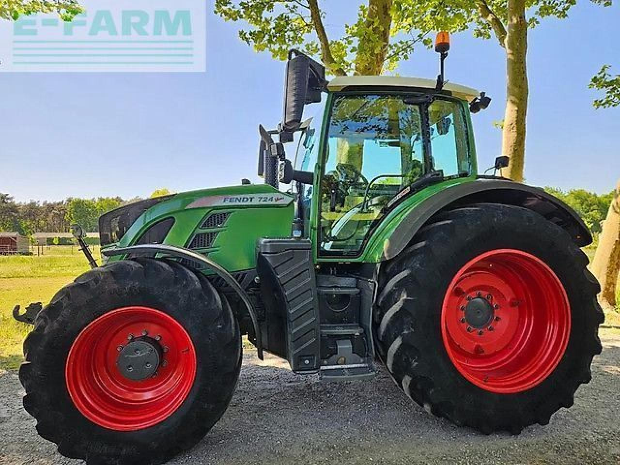Fendt 724 s4 profi plus rtk ( 718 720 722 ) - Trator: foto 5 Fendt 724 s4 profi plus rtk ( 718 720 722 ) - Trator: foto 5