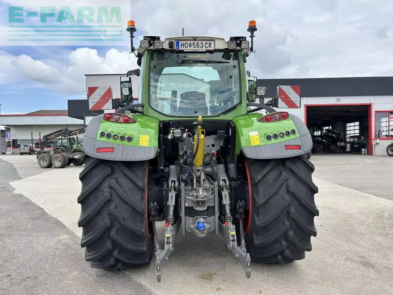 Fendt 724 vario profi+ - Trator: foto 4 Fendt 724 vario profi+ - Trator: foto 4