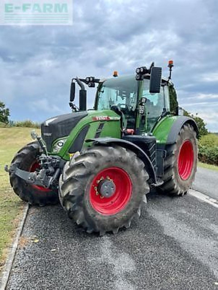Fendt 724 vario profi plus ProfiPlus - Trator: foto 1 Fendt 724 vario profi plus ProfiPlus - Trator: foto 1