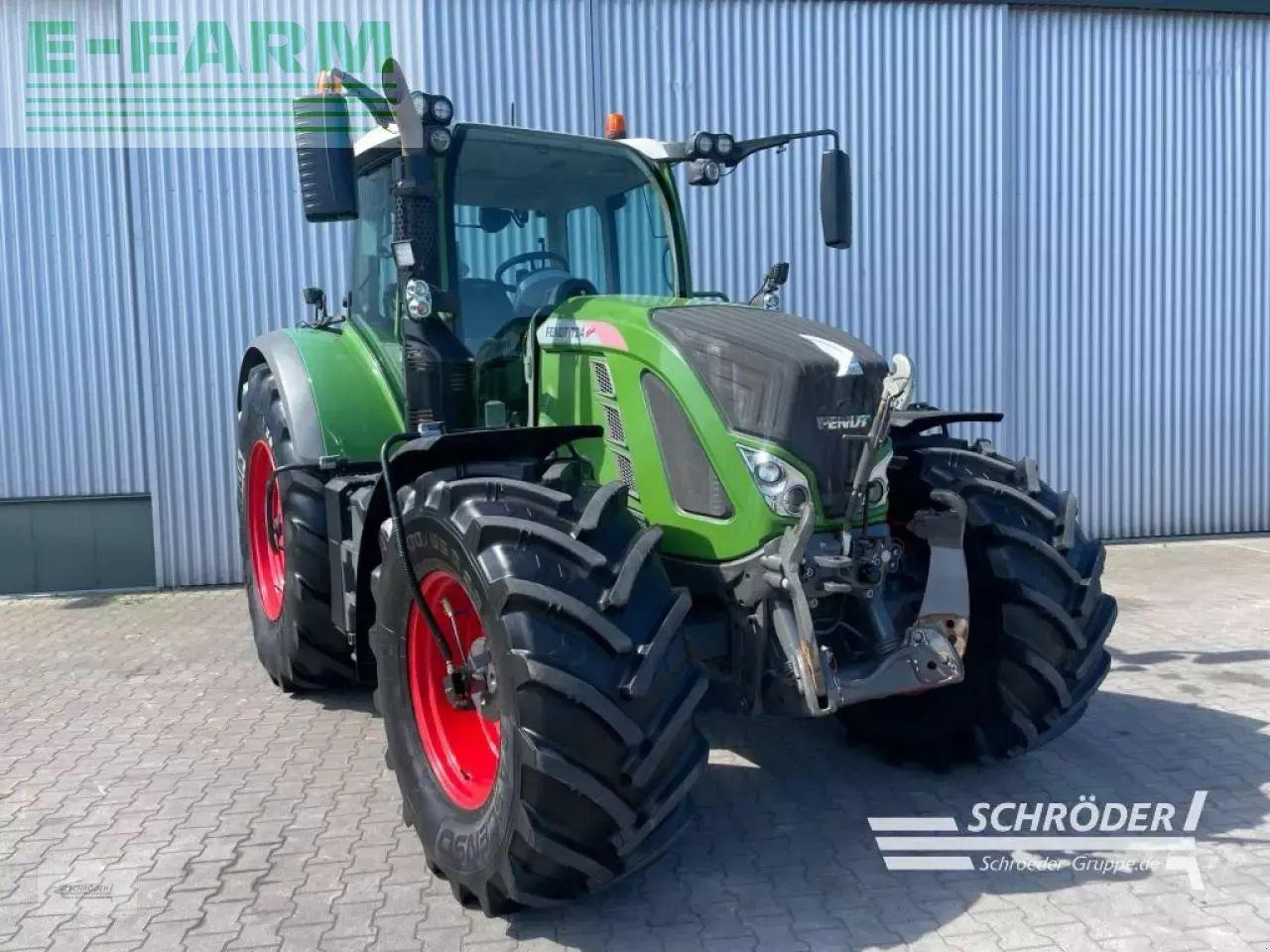 Fendt 724 vario s4 profi plus - Trator: foto 1 Fendt 724 vario s4 profi plus - Trator: foto 1