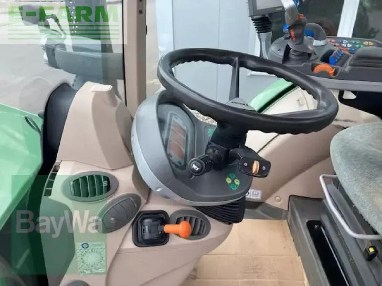 Trator Fendt 724 vario s4 profi plus ProfiPlus: foto 13