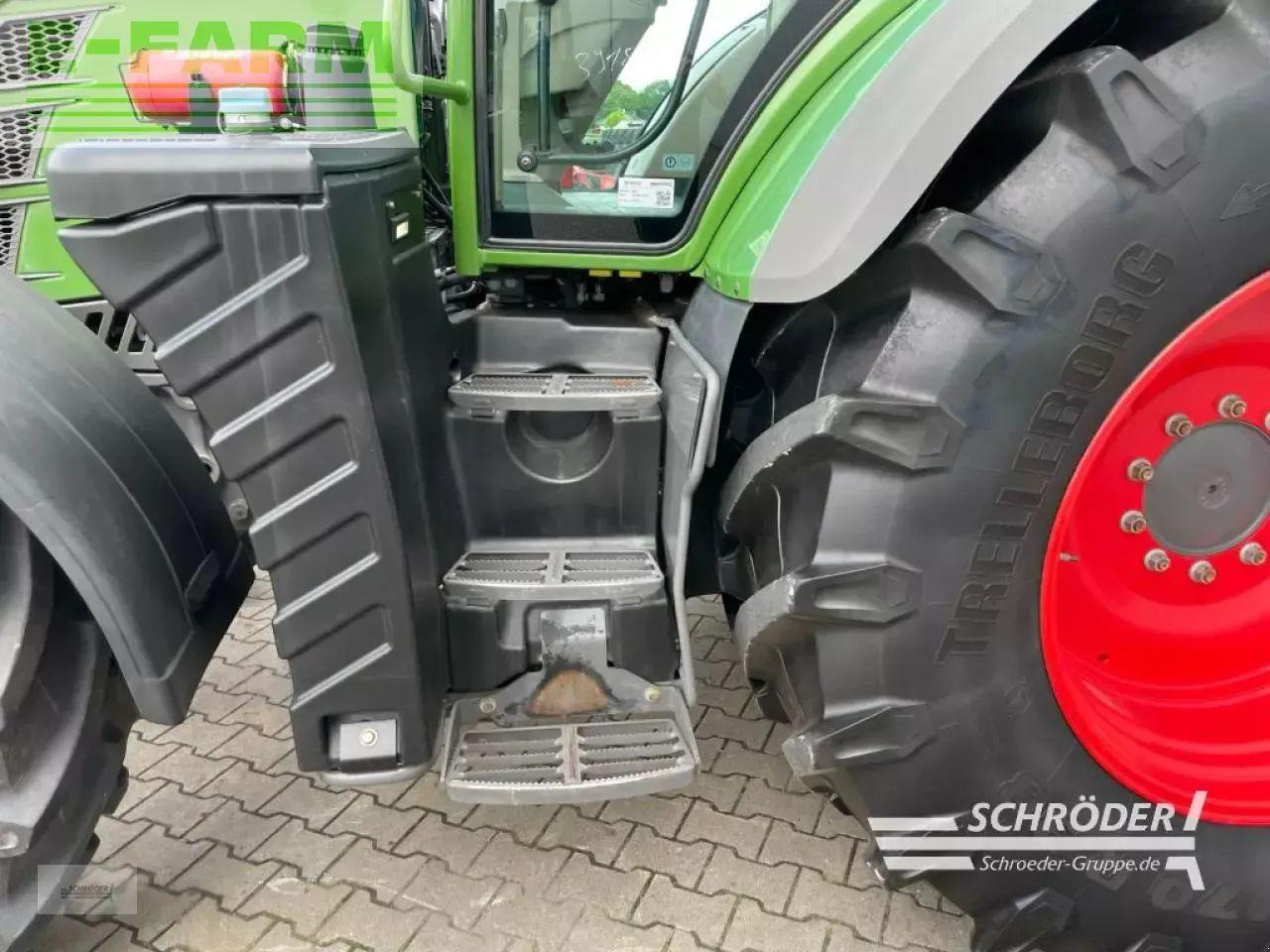 Trator Fendt 724 vario s4 profi plus ProfiPlus: foto 15