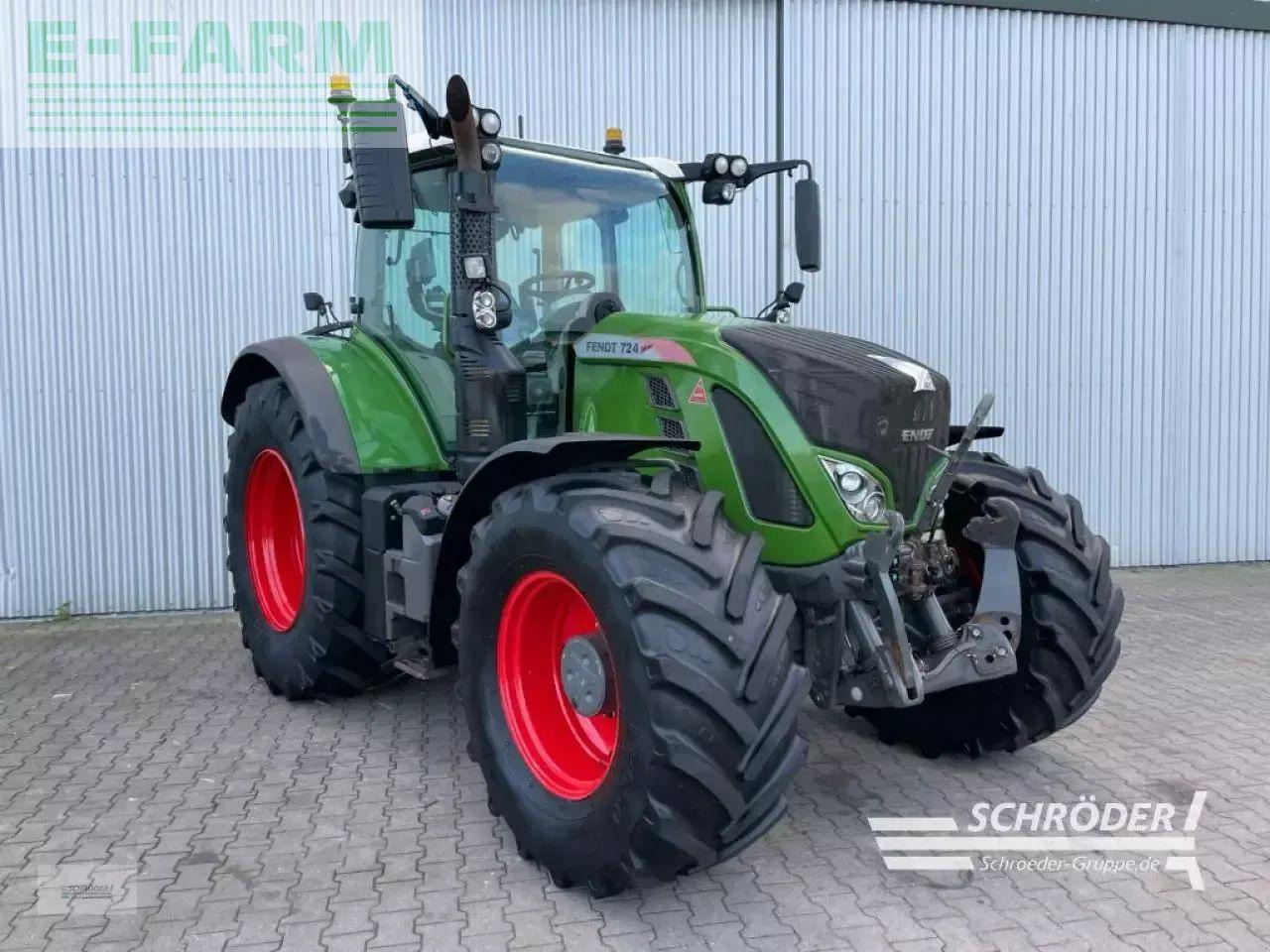 Fendt 724 vario s4 profi plus | rtk + vrc - Trator: foto 1 Fendt 724 vario s4 profi plus | rtk + vrc - Trator: foto 1