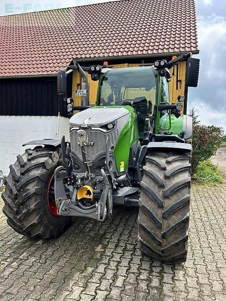 Fendt 728 profi plus mit frontlader und garantieverlängerung - Trator: foto 1 Fendt 728 profi plus mit frontlader und garantieverlängerung - Trator: foto 1