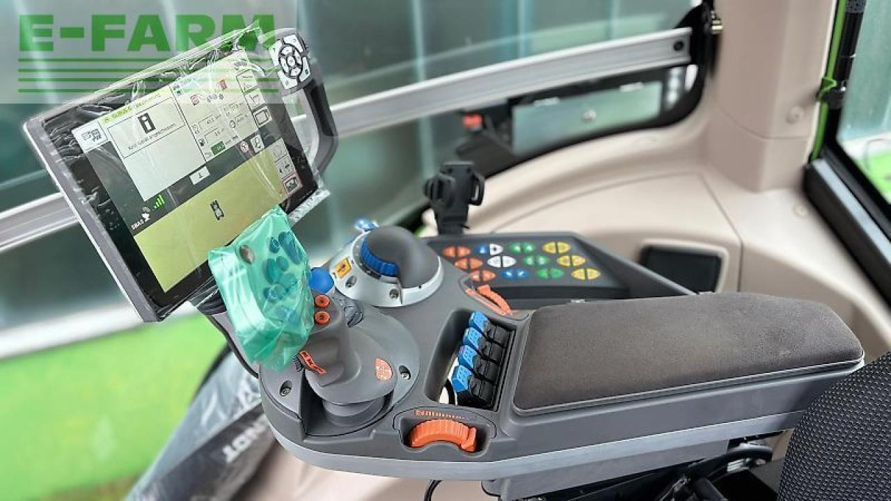 Trator Fendt 826 vario profi+ ProfiPlus: foto 8