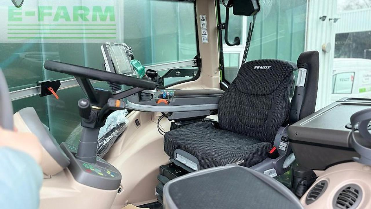 Trator Fendt 826 vario profi+ ProfiPlus: foto 7