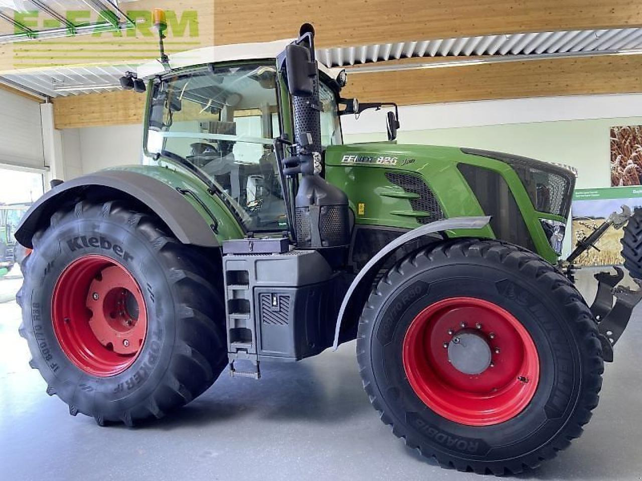 Fendt 826 vario s4 profi plus ProfiPlus - Trator: foto 3 Fendt 826 vario s4 profi plus ProfiPlus - Trator: foto 3