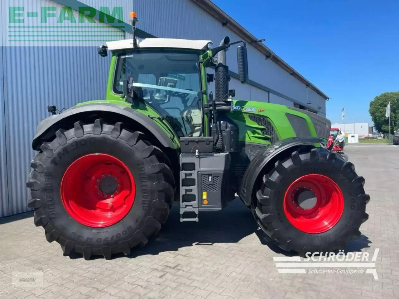 Fendt 828 vario s4 profi plus ProfiPlus - Trator: foto 3 Fendt 828 vario s4 profi plus ProfiPlus - Trator: foto 3