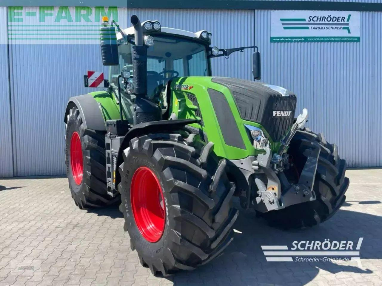 Fendt 828 vario s4 profi plus ProfiPlus - Trator: foto 2 Fendt 828 vario s4 profi plus ProfiPlus - Trator: foto 2