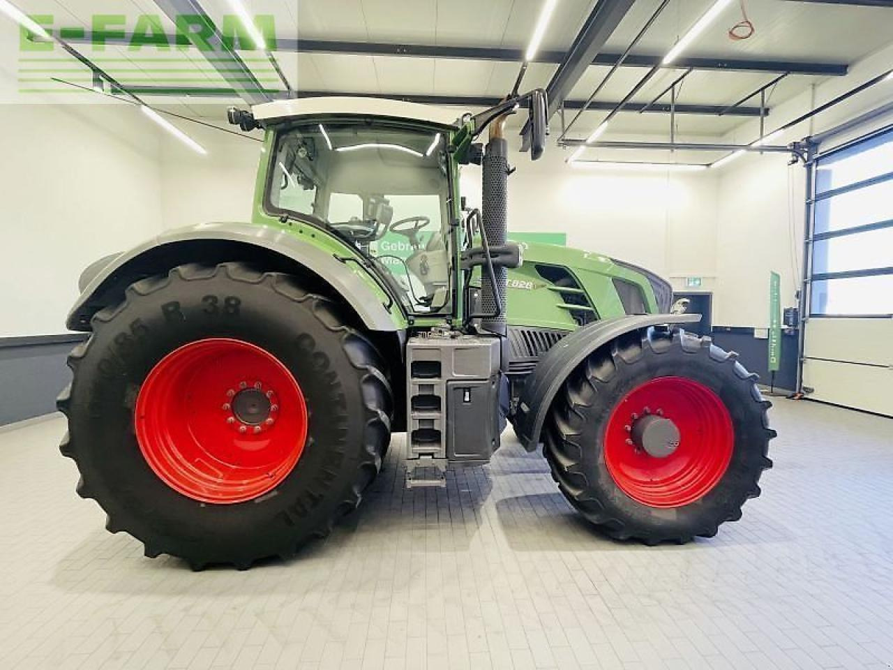 Fendt 828 vario scr profi Profi - Trator: foto 4 Fendt 828 vario scr profi Profi - Trator: foto 4