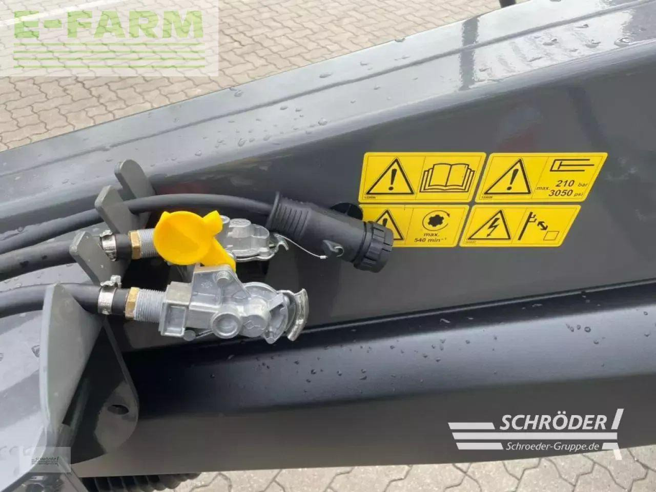 Fendt former 14055 pro gen2 - Ancinho enleirador: foto 5 Fendt former 14055 pro gen2 - Ancinho enleirador: foto 5