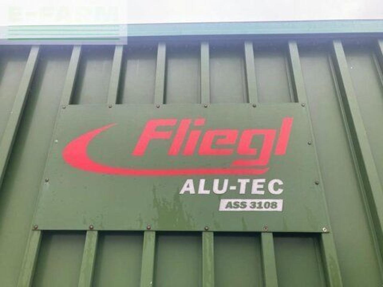 Fliegl abschiebesattelauflieger 3108 - Reboque basculante agrícola: foto 2 Fliegl abschiebesattelauflieger 3108 - Reboque basculante agrícola: foto 2