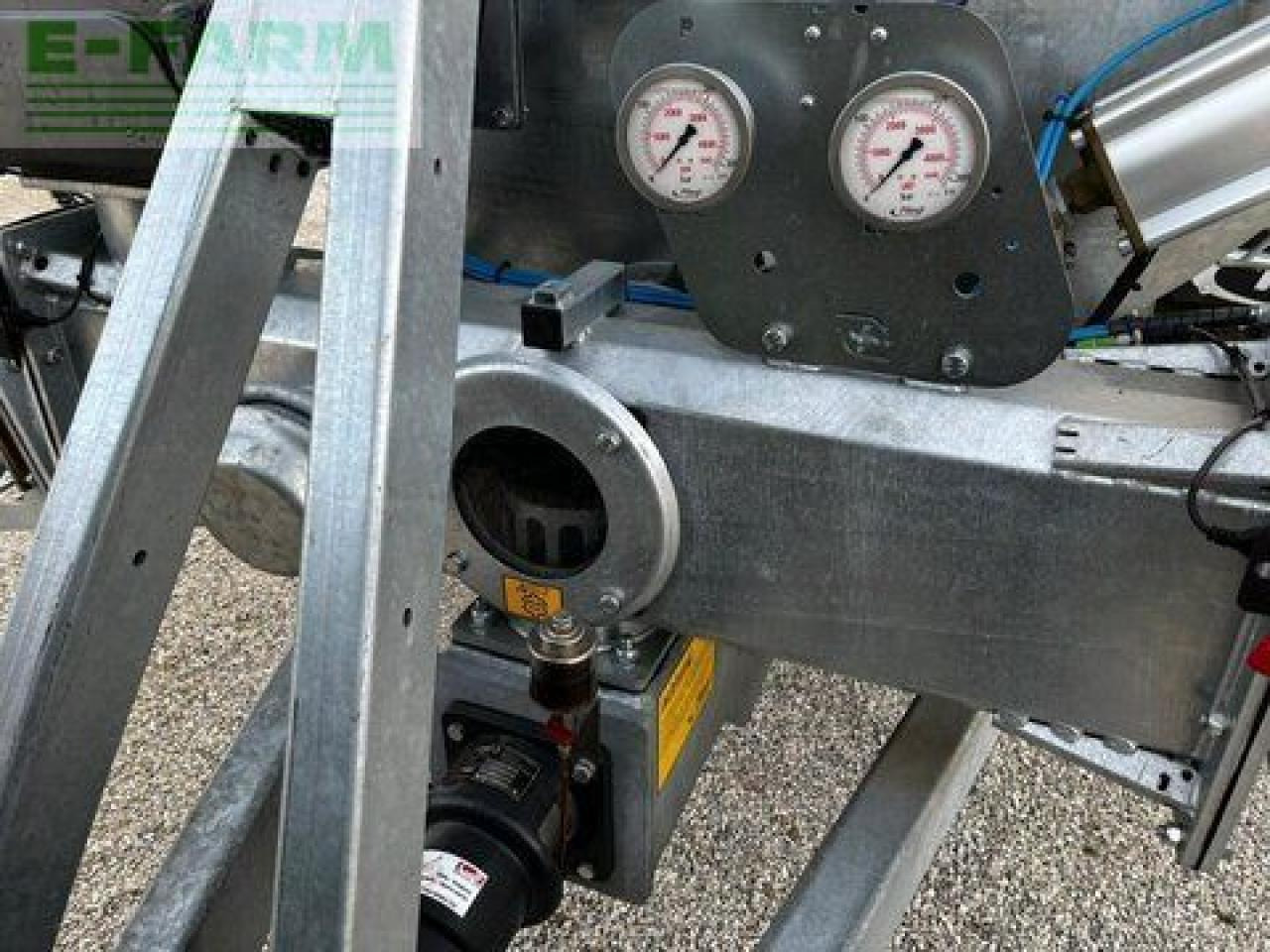 Fliegl pfw 12000 maxx-line - Cisterna de chorume: foto 4 Fliegl pfw 12000 maxx-line - Cisterna de chorume: foto 4