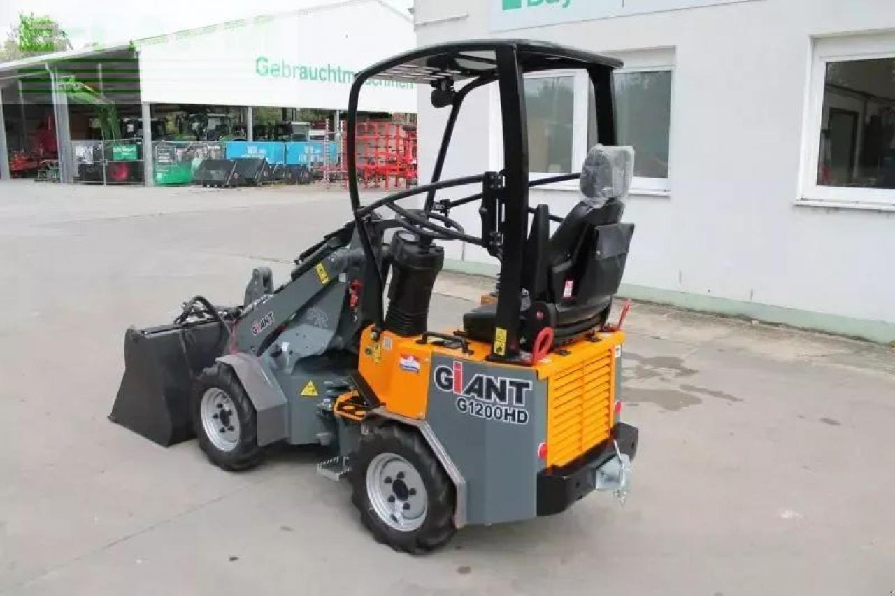 Giant g 1200 - Mini escavadeira: foto 4 Giant g 1200 - Mini escavadeira: foto 4