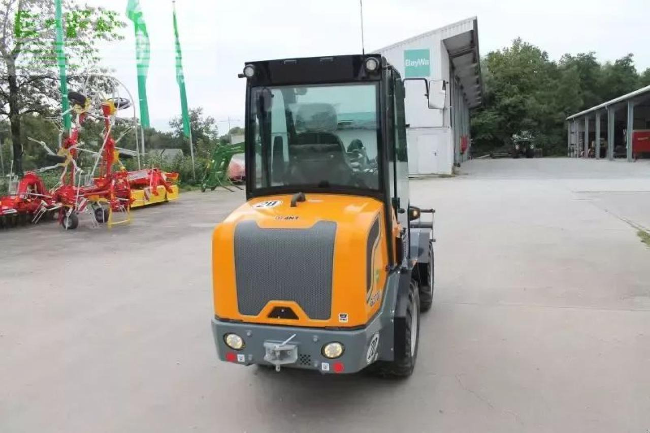 Giant g2700 e elektro - Mini escavadeira: foto 5 Giant g2700 e elektro - Mini escavadeira: foto 5
