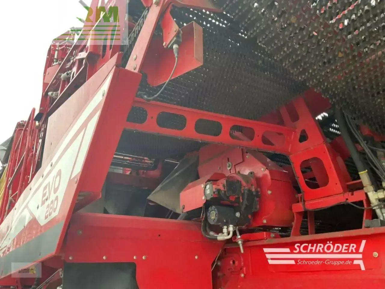 Grimme evo 280 - Colheitadeira de batatas: foto 4 Grimme evo 280 - Colheitadeira de batatas: foto 4