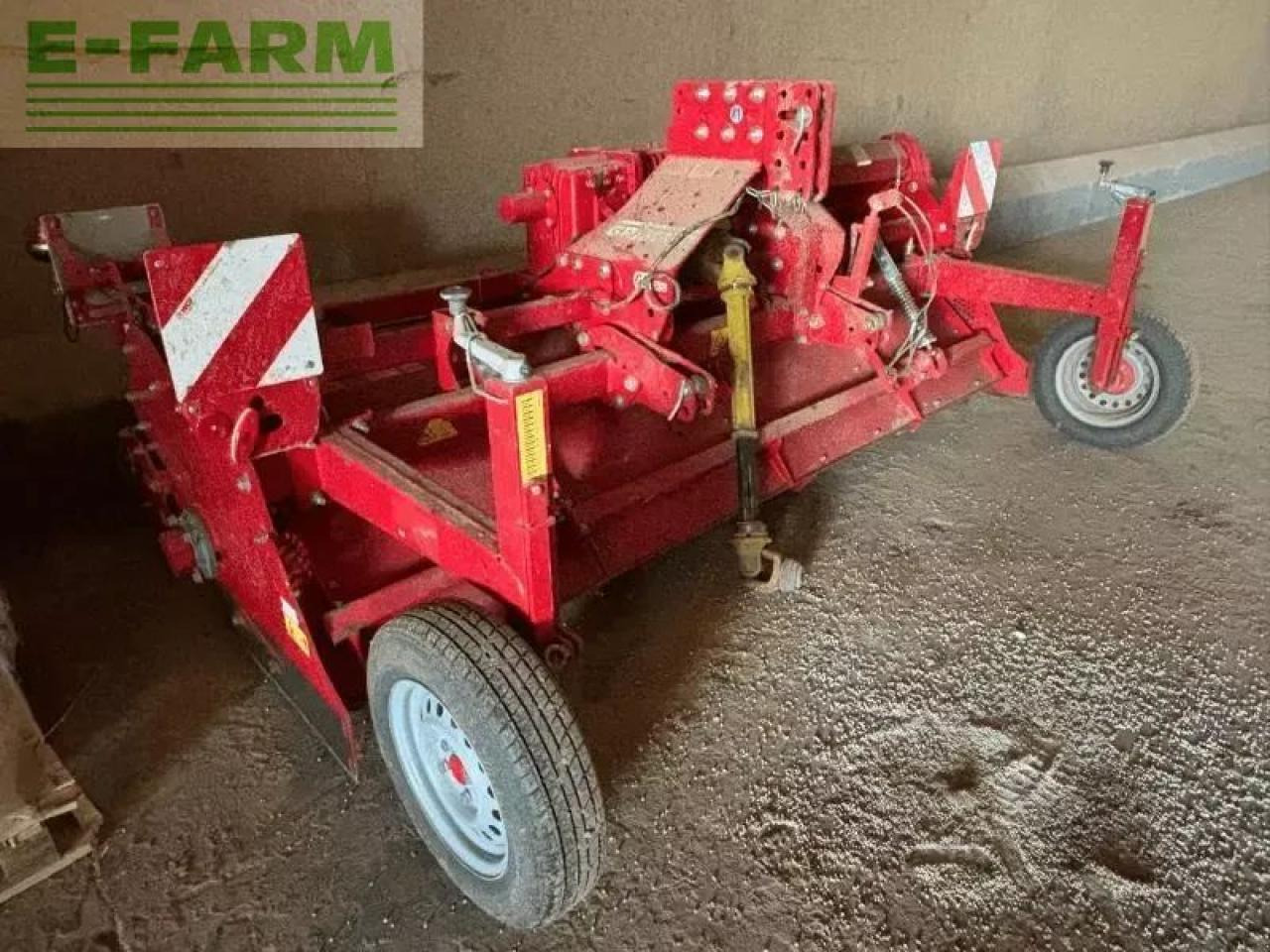 Grimme gr300 - Maquina para lavrar a terra: foto 1 Grimme gr300 - Maquina para lavrar a terra: foto 1