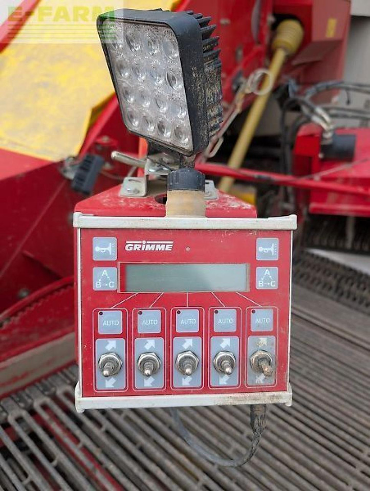 Grimme se 75 - 55 - Colheitadeira de batatas: foto 4 Grimme se 75 - 55 - Colheitadeira de batatas: foto 4